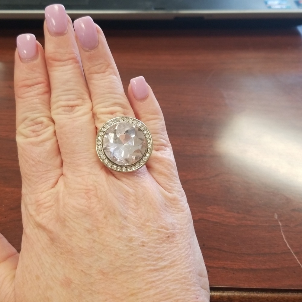 Gold sparkly ring
